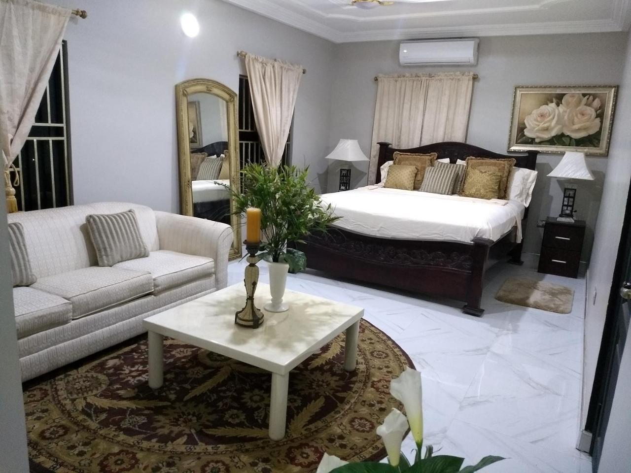 The Winford Boutique Hotel Achimota Taifa エクステリア 写真