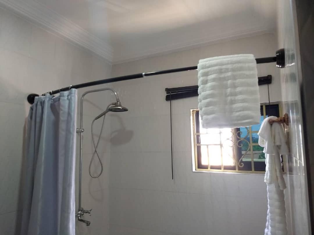 The Winford Boutique Hotel Achimota Taifa エクステリア 写真