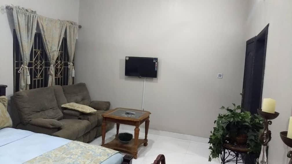 The Winford Boutique Hotel Achimota Taifa エクステリア 写真